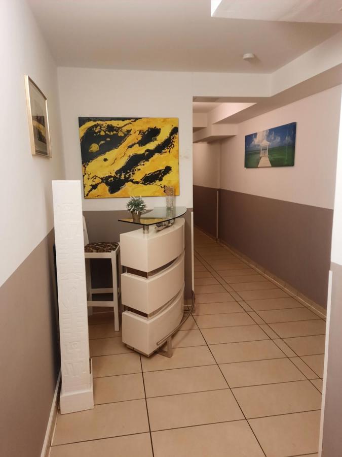 Boardinghouse Oranienburg Apartment Exterior foto